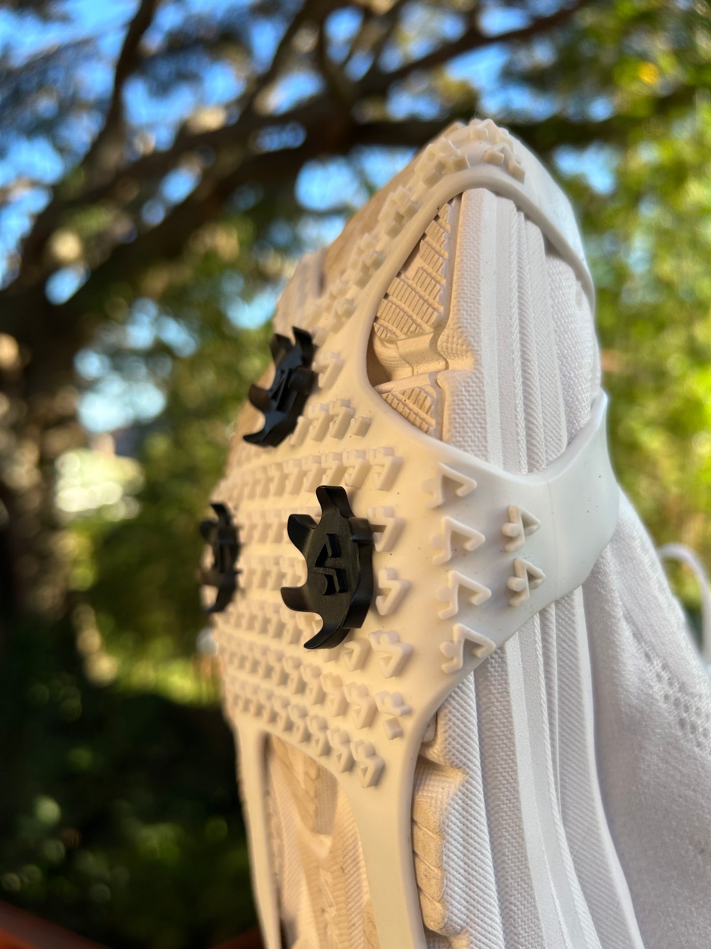 NEW: Knight White